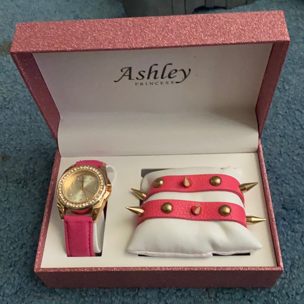 Ashley princess watch with extra bands